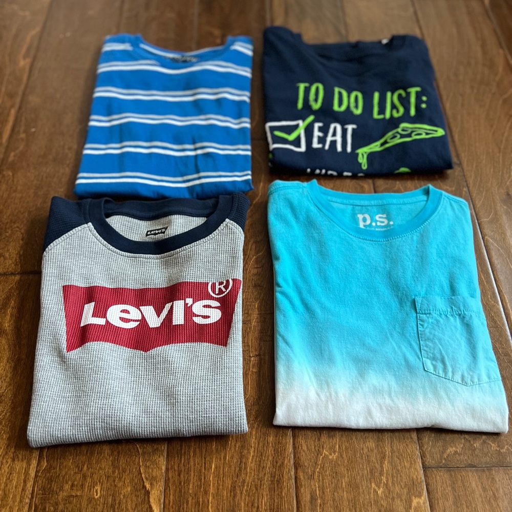 Set of 4 boy’s short and long sleeve shirts